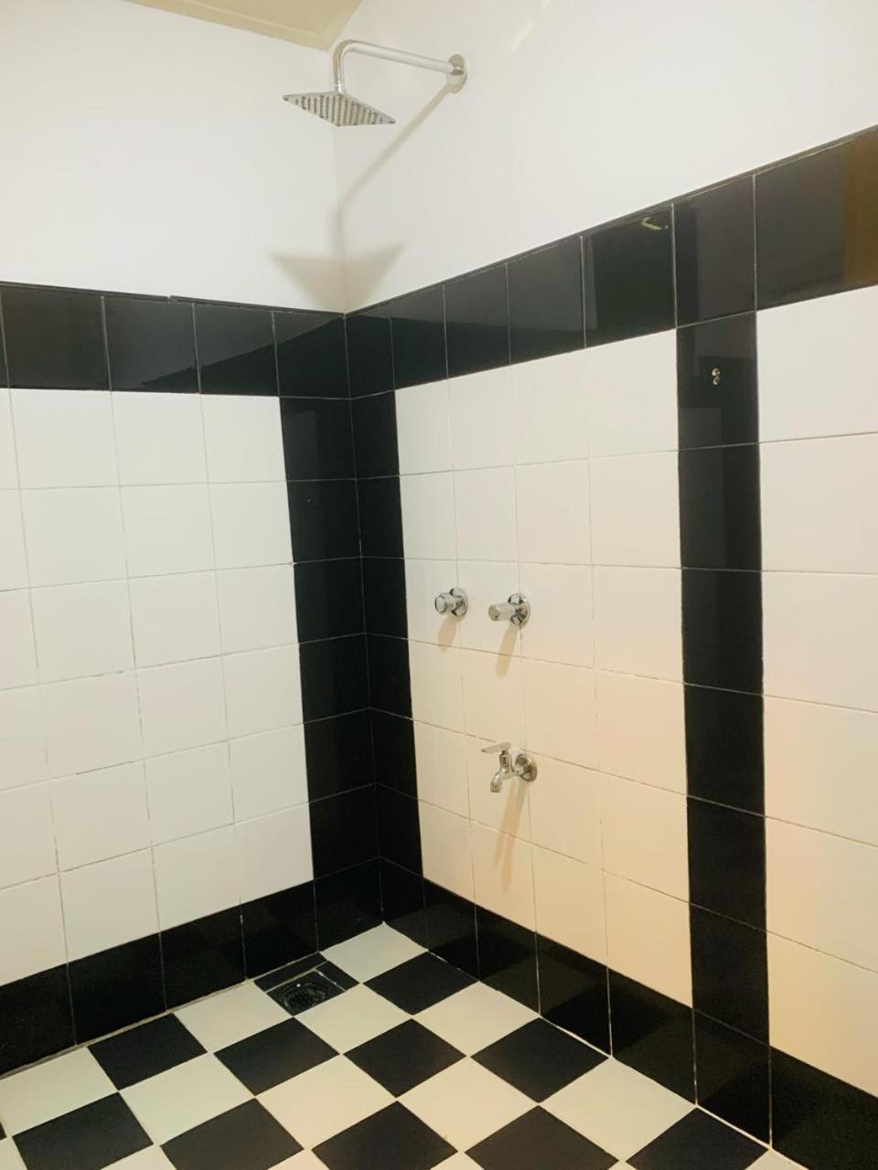 Ella Gypsies Hostel Zewnętrze zdjęcie
